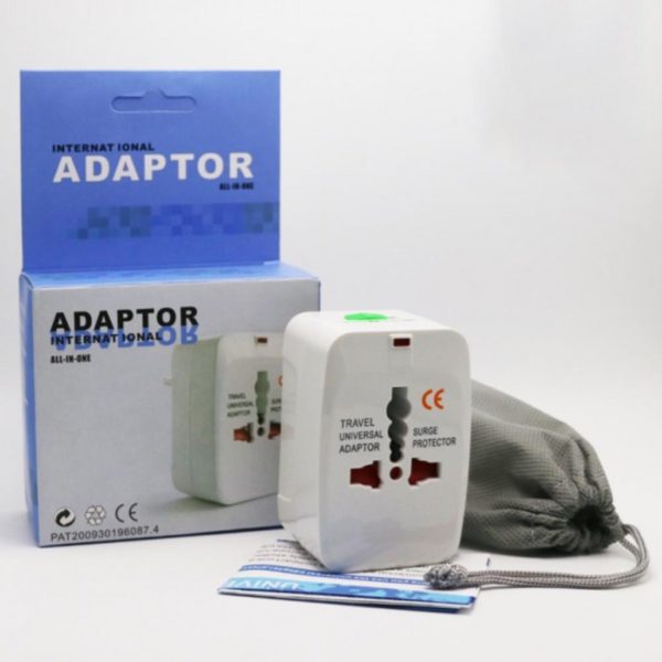 Adaptateur International